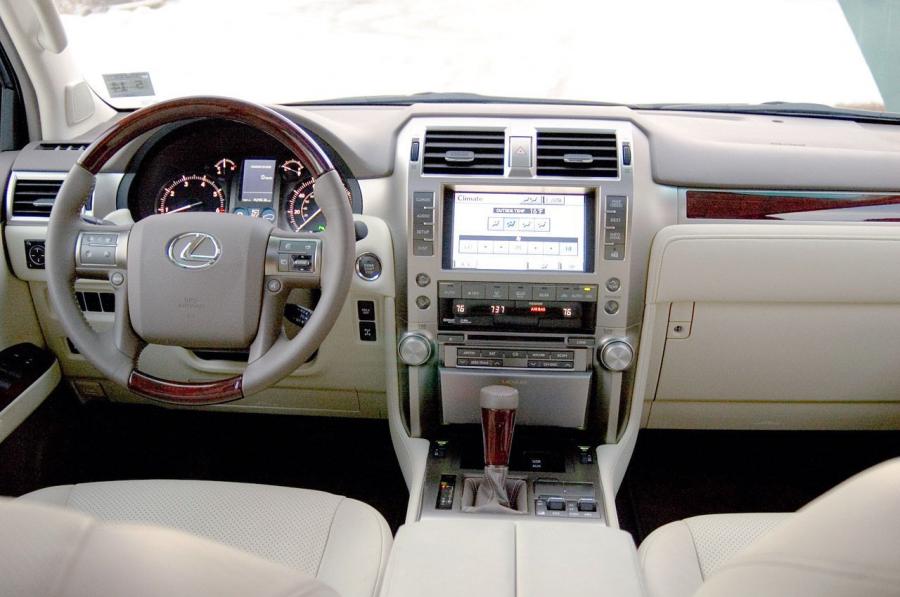 Lexus GX460 2011 года  (фото 29 из 39)
